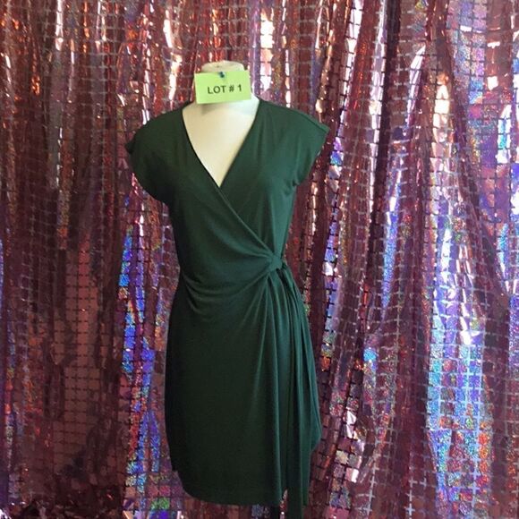 NWOT ANN TAYLOR sleeveless wrap top dress in small army green color - Picture 2 of 13